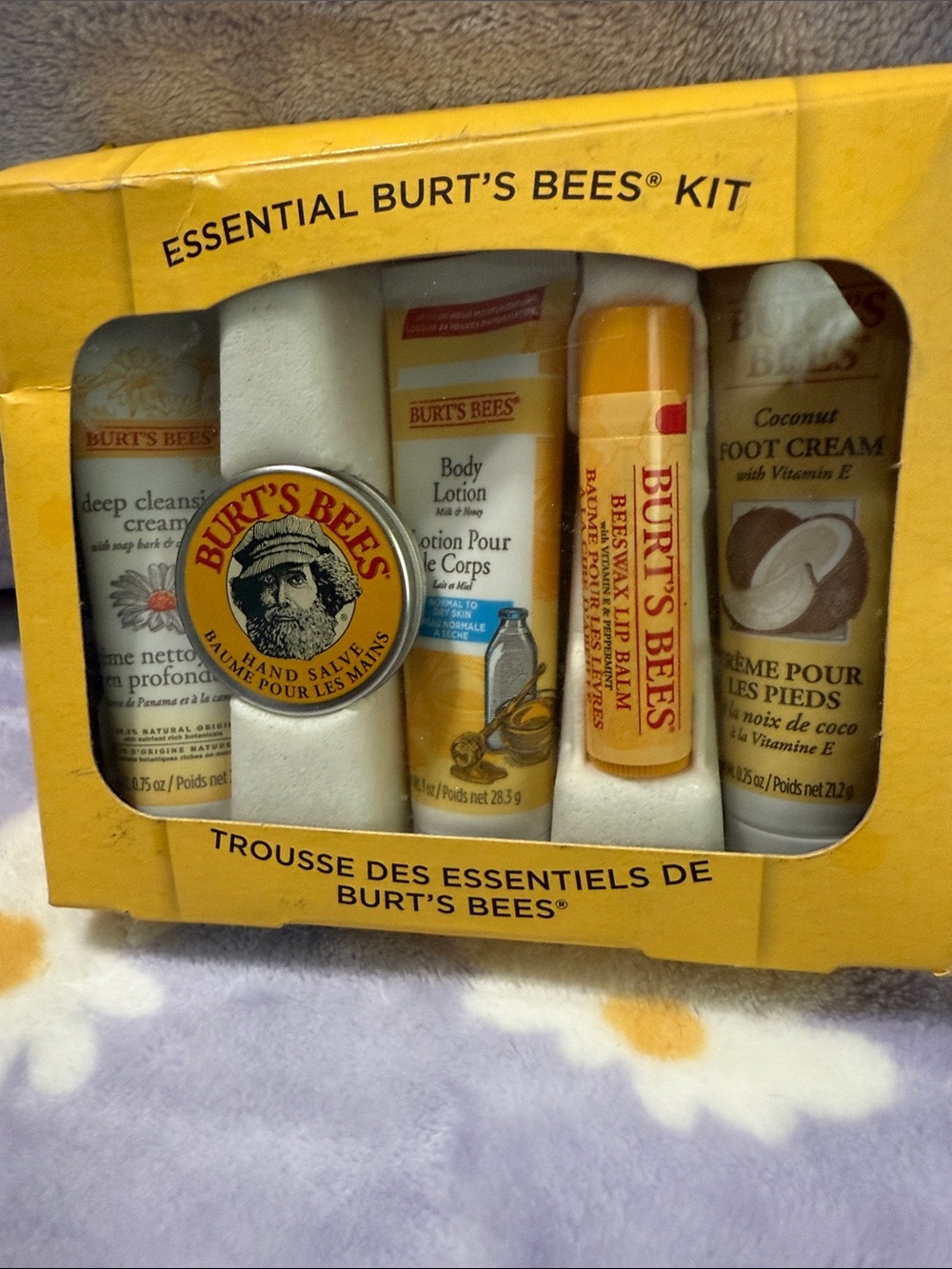 Burt's Bees Bath & Body Gift Set - Yellow Tubes and Tin